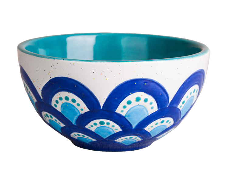 Scalloped Bowl Freestyle Ceramics & Tufting